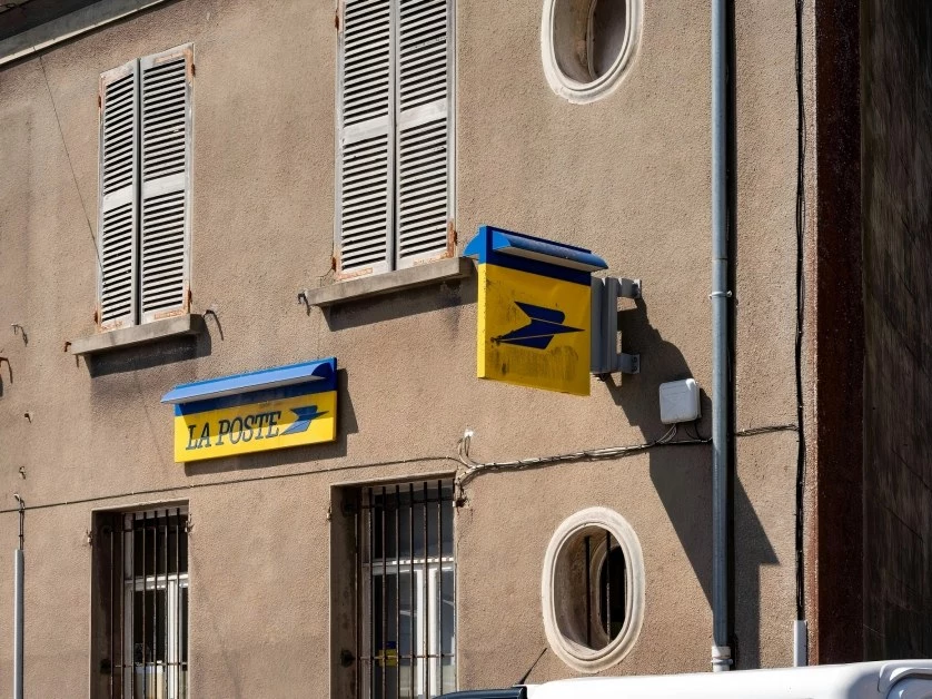 Memperjelas Gambar dengan Teknologi AI